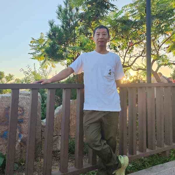 47岁岁辽宁单身帅哥 - 张掖吉缘网